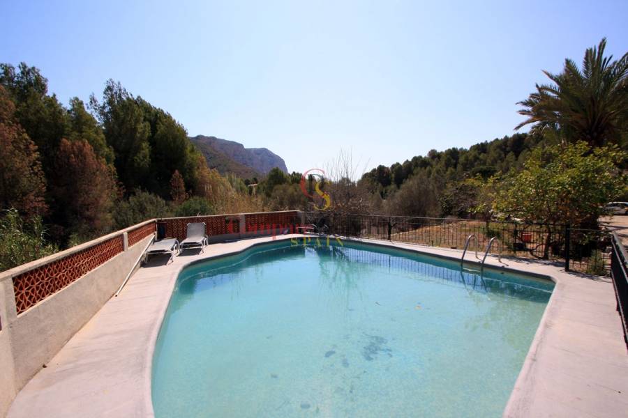 Sale - Villa - Dénia - La Sella