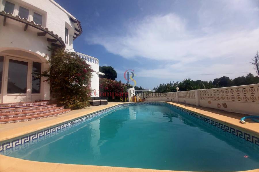 Sale - Villa - Moraira