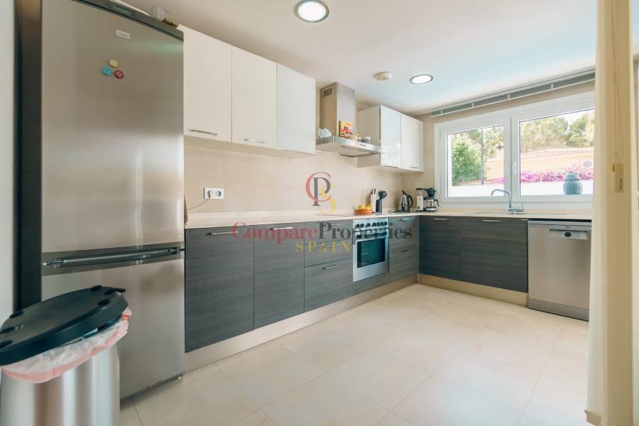 Venta - Villa - Albir