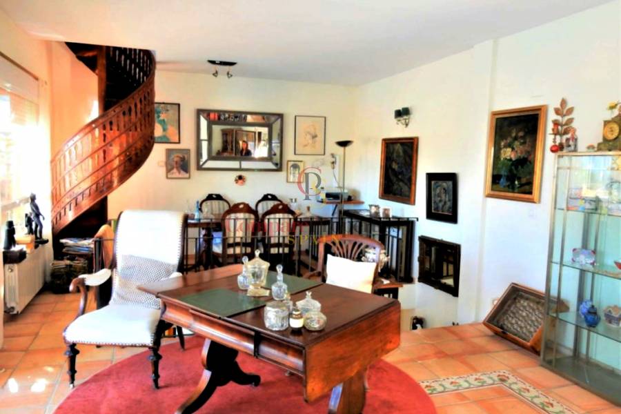 Sale - Villa - Pedreguer - La Sella