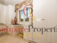 Venta - Villa - Dénia