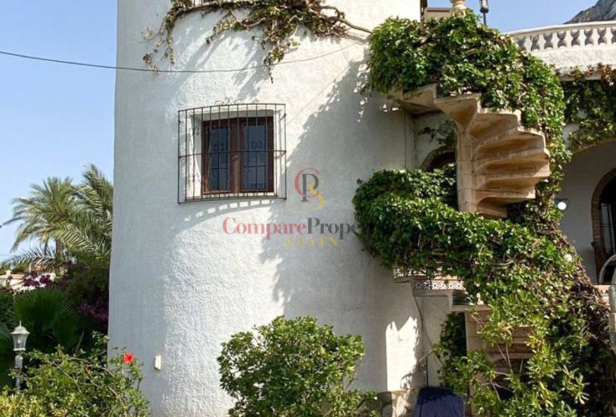 Sale - Villa - Dénia - Montgo