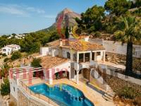 Venta - Villa - Jávea