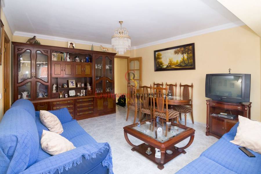 Sale - Apartment - Dénia - Centro