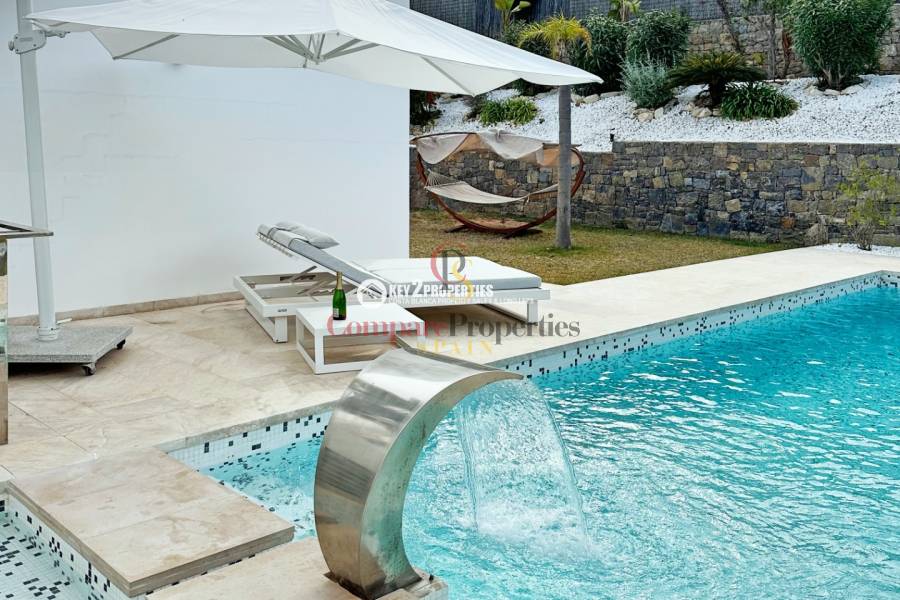 Venta - Villa - Jávea