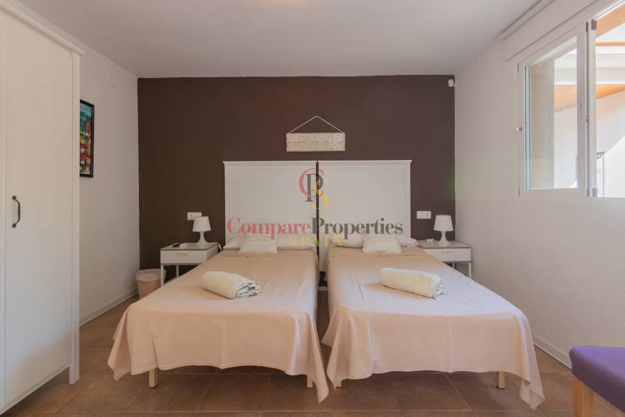 Venta - Villa - Albir