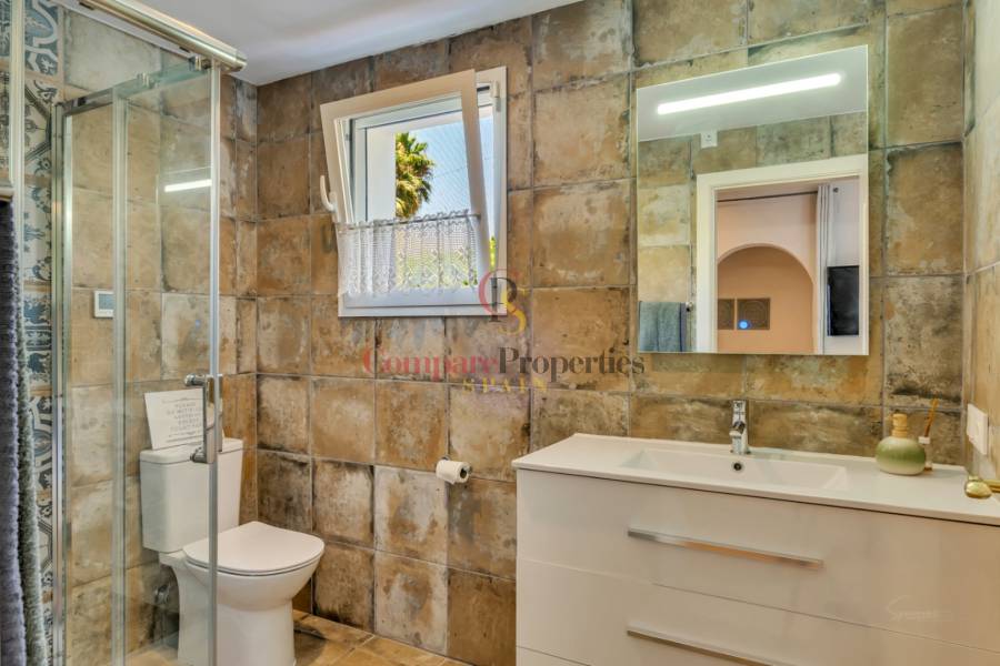 Venta - Villa - Jalon Valley - Valle