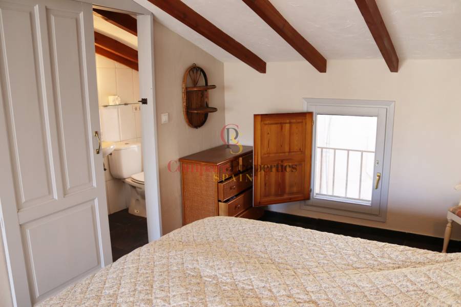 Sale - Townhouses - Jalon Valley - 