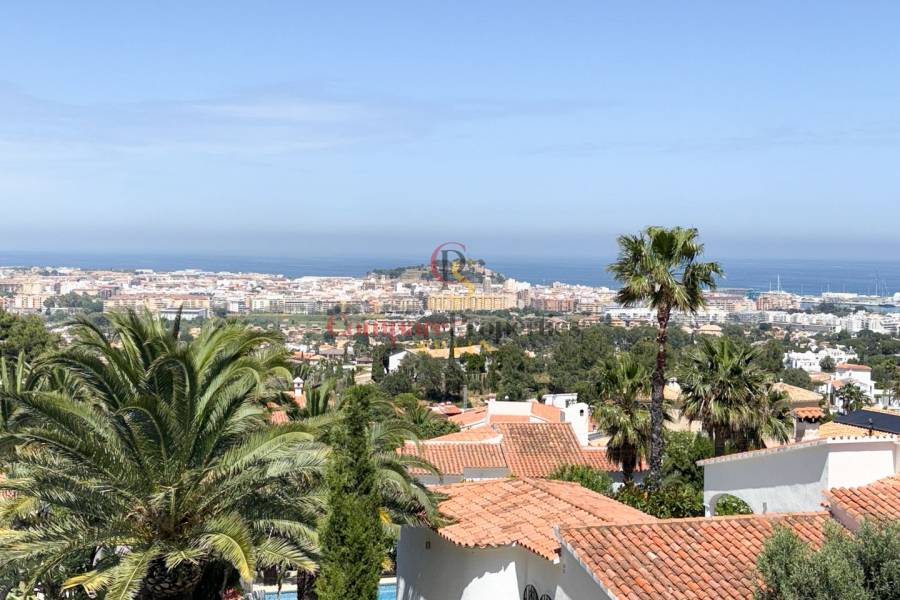 Sale - Villa - Dénia - Montgo