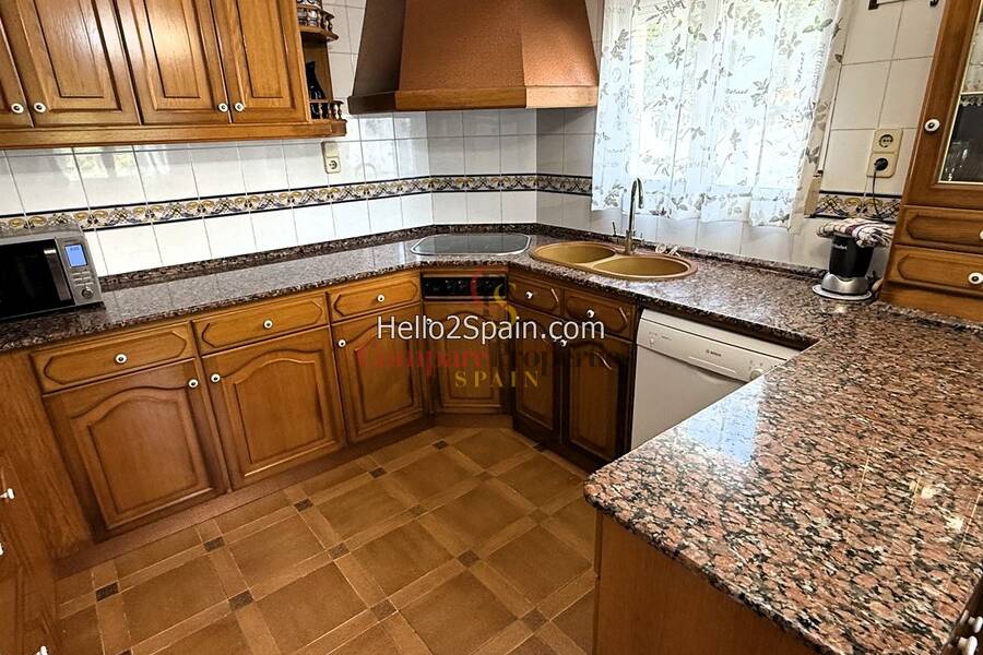 Sale - Villa - Dénia