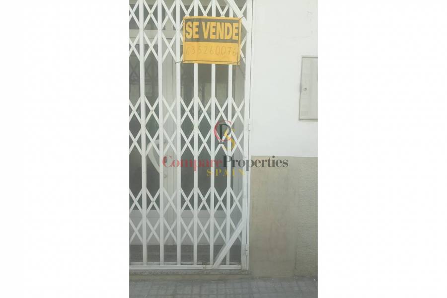 Sale - Apartment - Xeresa
