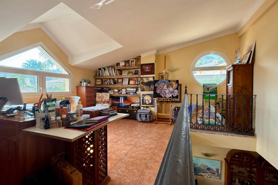 Sale - Villa - Dénia - 