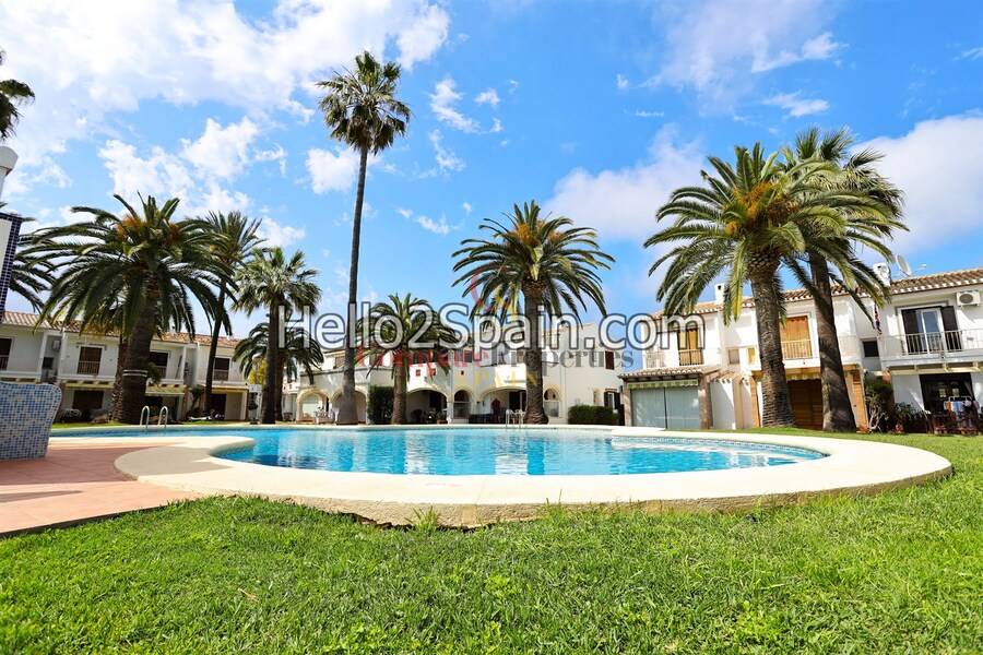 Sale - Townhouses - Dénia