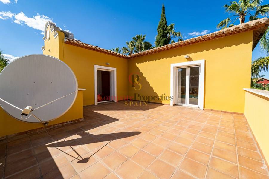 Sale - Villa - Dénia - Montgo