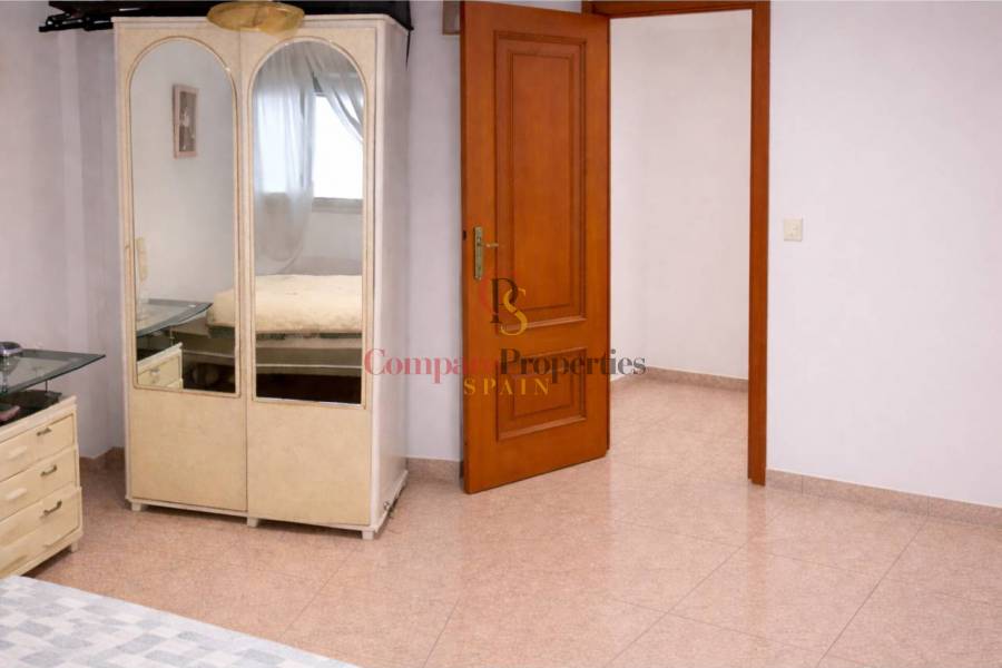 Sale - Apartment - Oliva - 