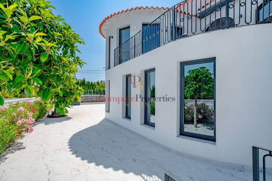 Sale - Villa - Calpe