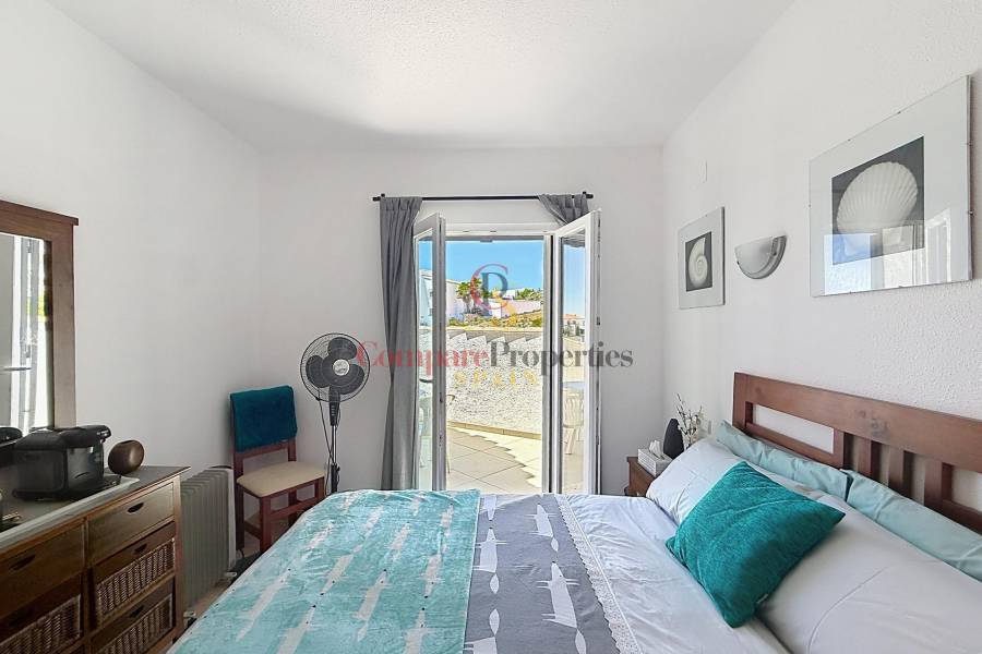 Sale - Villa -  - Kalmias