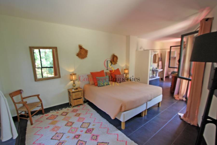 Sale - Villa - Orba Valley - Casco urbano