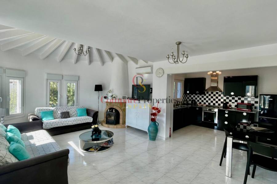 Sale - Villa - Jalon Valley - Valley / Urbanización