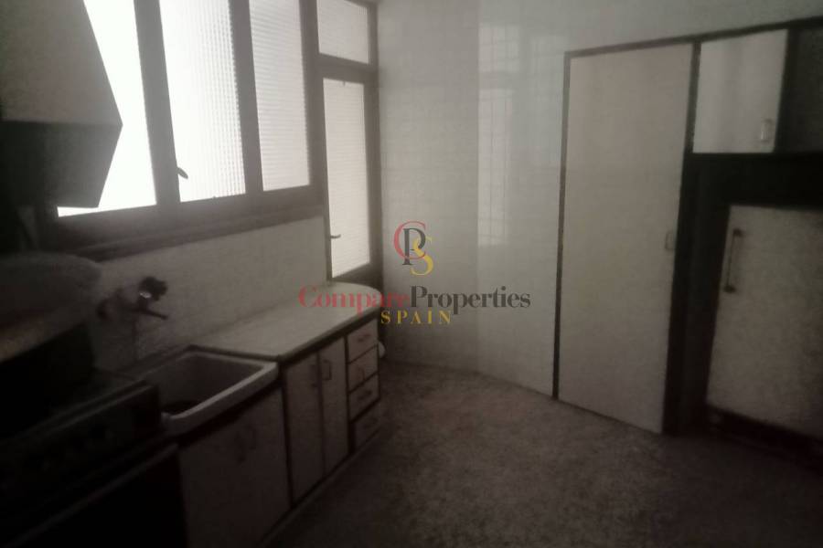 Sale - Apartment - Oliva - 