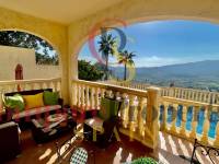 Sale - Villa - Jalon Valley - Valley / Urbanización