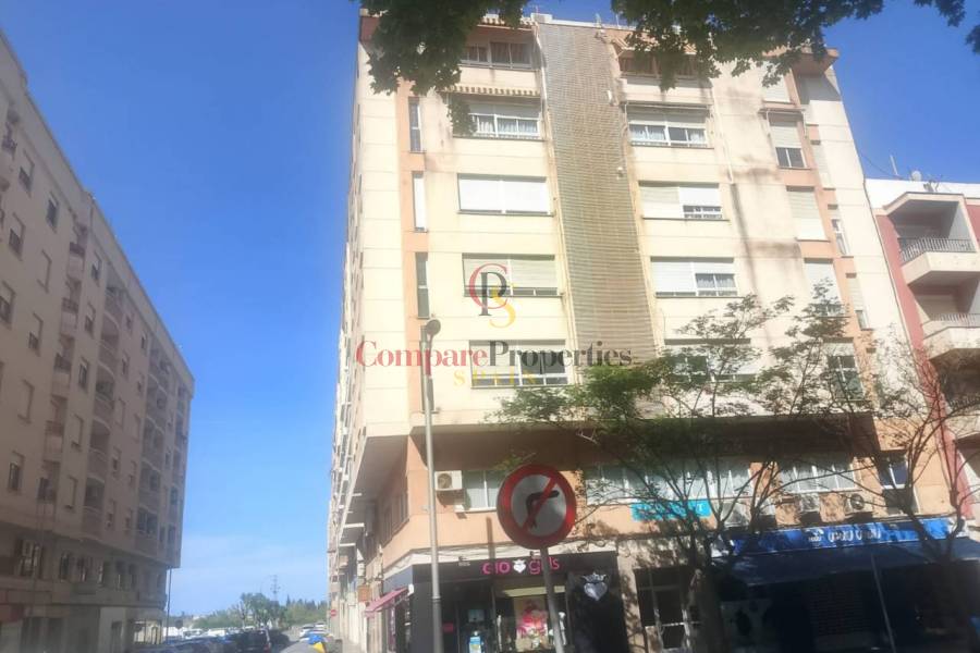 Sale - Apartment - Oliva - 
