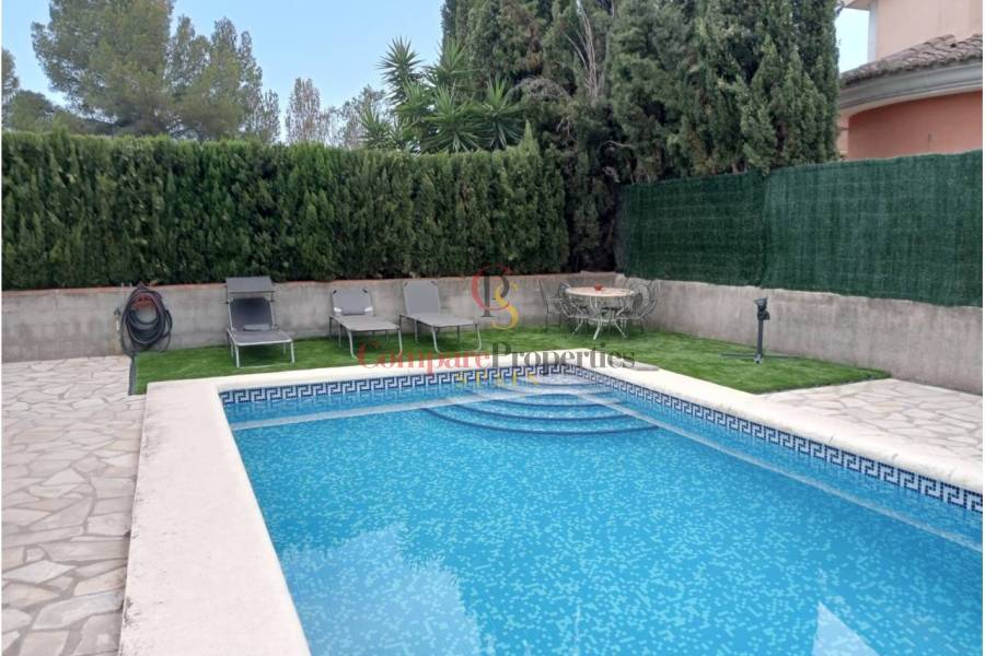 Sale - Apartment - Ador - 