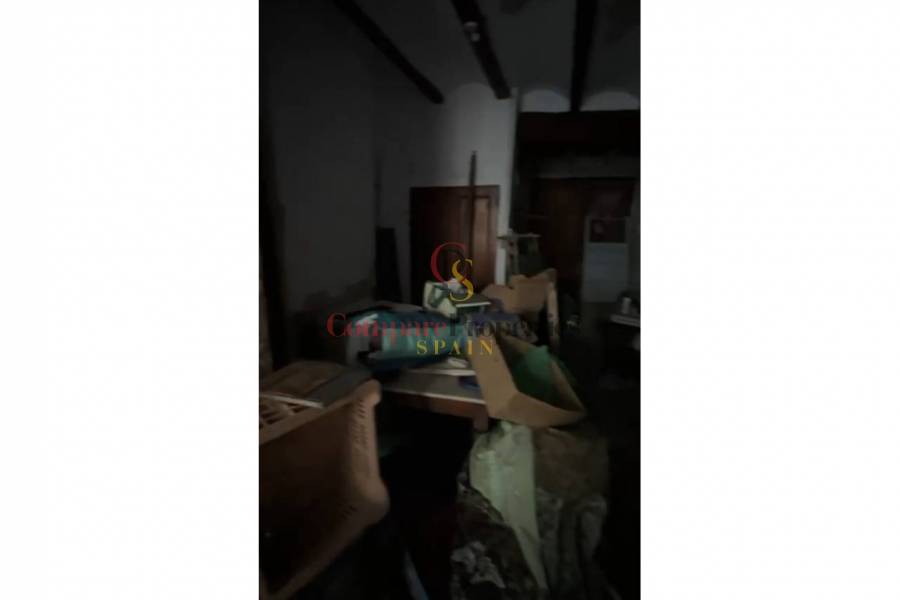 Sale - Apartment - Oliva - 