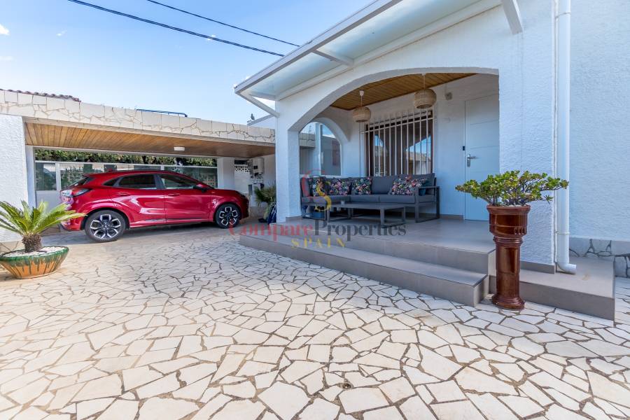 Sale - Villa - Albir
