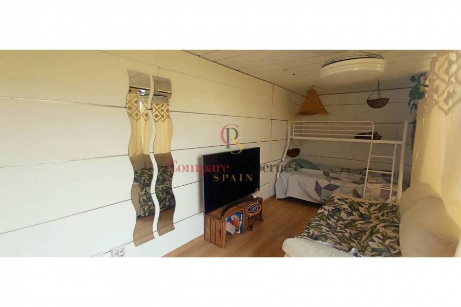 Sale - Apartment - Oliva - 