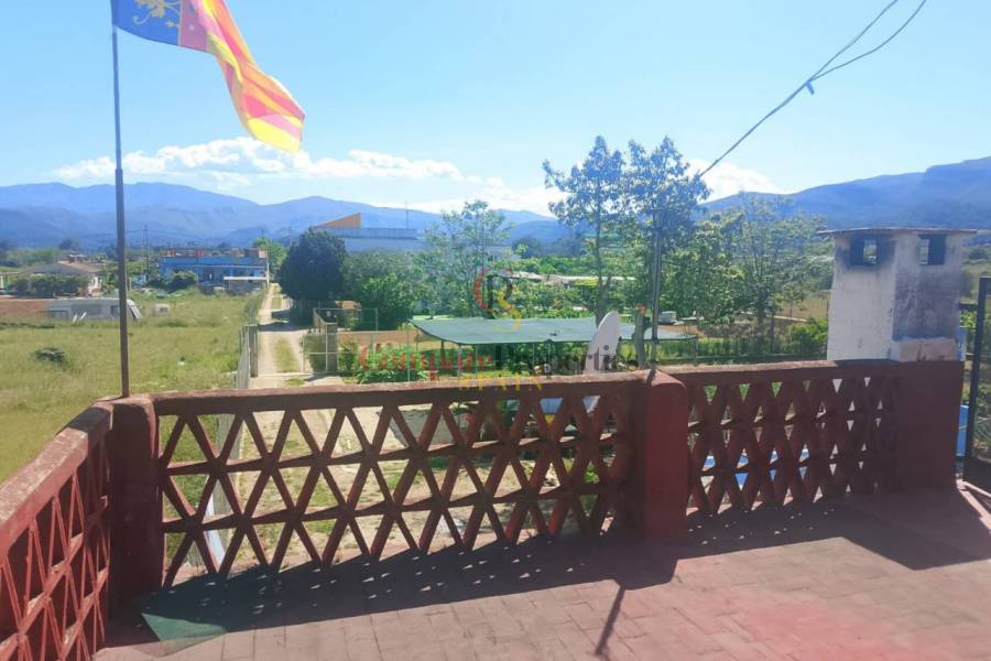 Sale - Apartment - Ador - 
