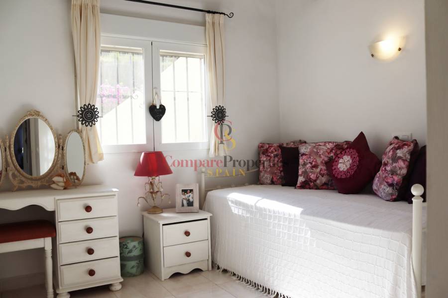 Sale - Villa - Orba Valley - Orba