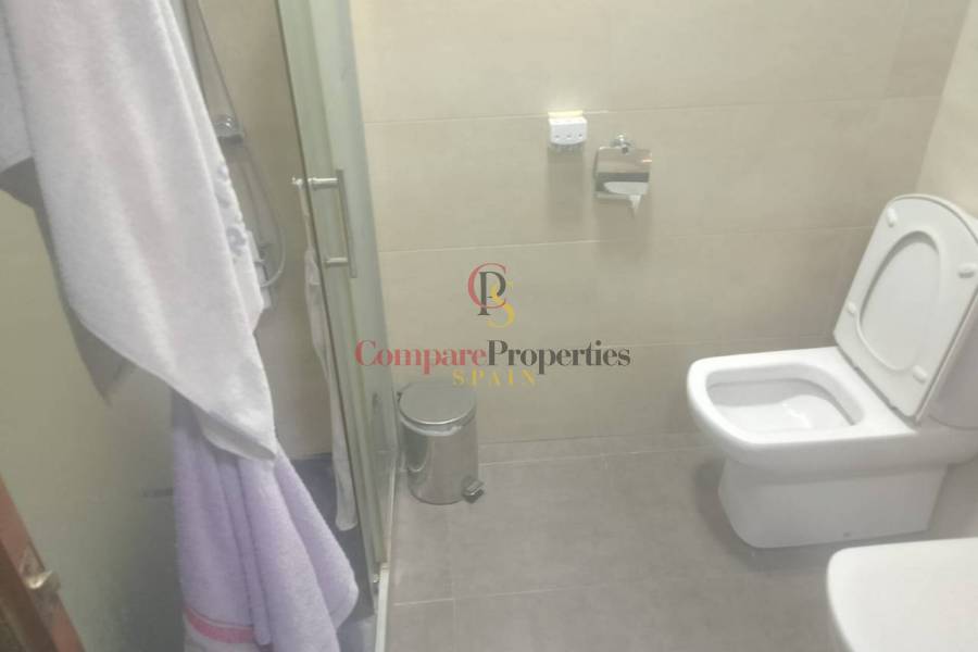 Sale - Apartment - Oliva - 