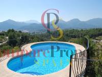 Sale - Villa - Jalon Valley - Campo