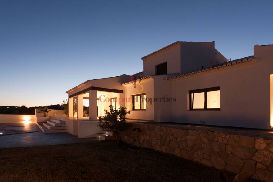 Sale - Villa - Moraira