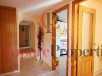 Sale - Villa - La Nucia