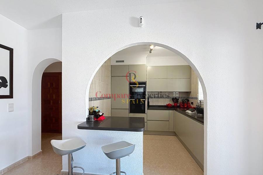 Sale - Villa -  - Kalmias