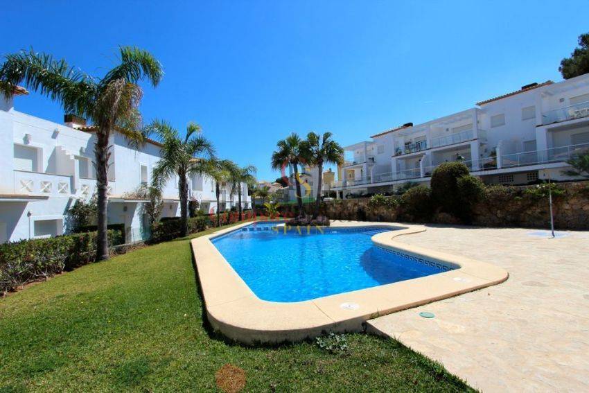 Sale - Bungalow - Jávea - La Sella