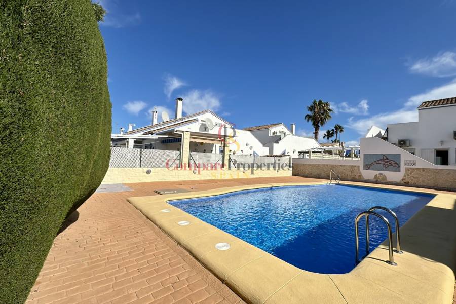 Venta - Semi-Detached Villa - El Vergel - 