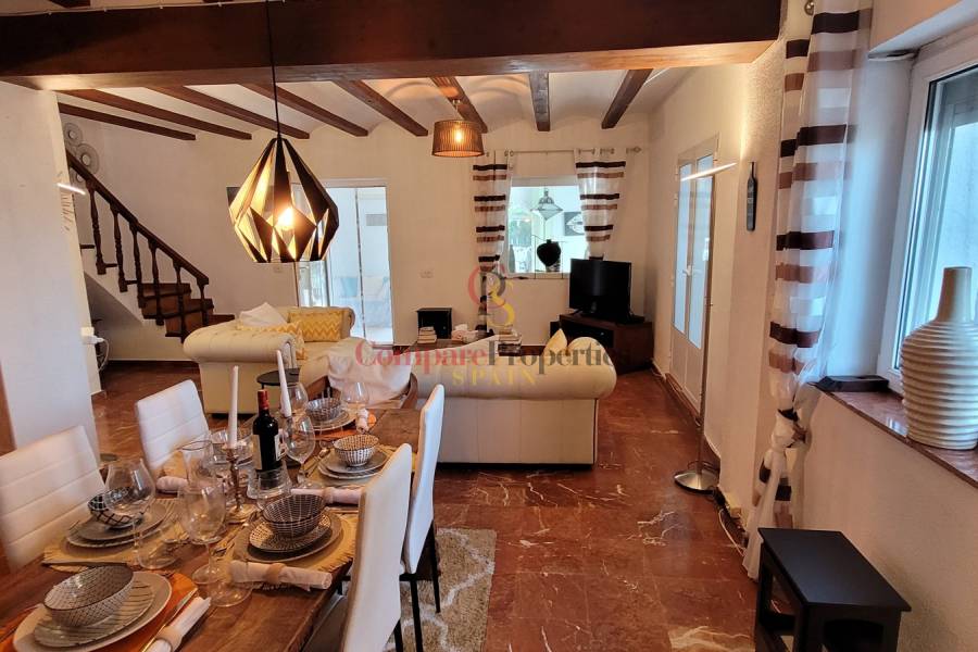 Sale - Villa - La Sella - Pedreguer