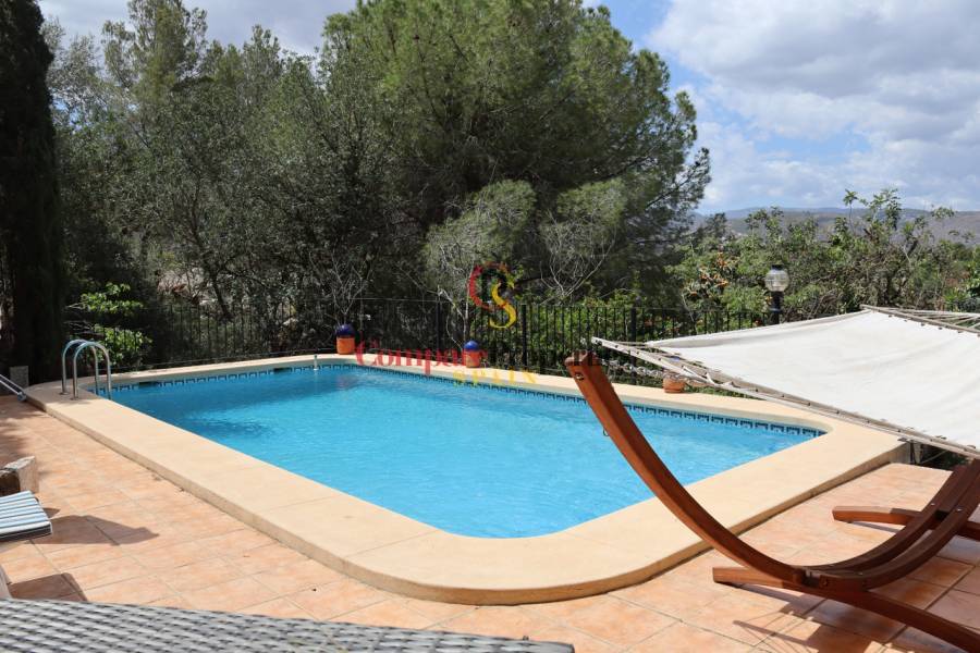 Sale - Villa - La Sella - Pedreguer