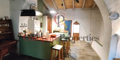 Townhouses - Sale - Oliva - Casco urbano