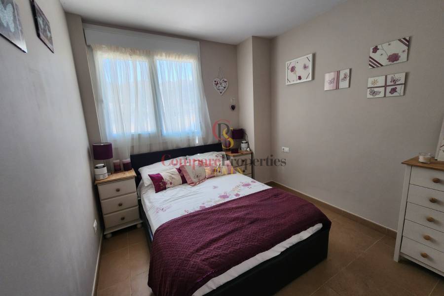 Sale - Apartment - Pego - Centro urbano