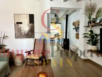 Sale - Semi-Detached Villa - Oliva - 