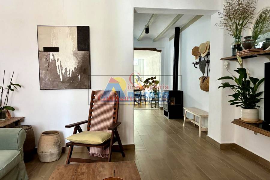 Sale - Semi-Detached Villa - Oliva - 