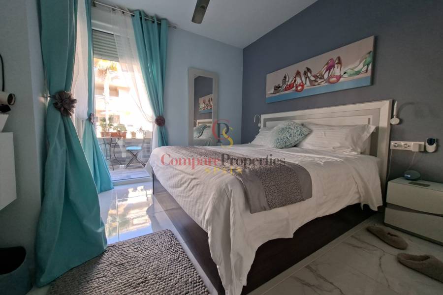 Sale - Apartment - Pego - Centro urbano