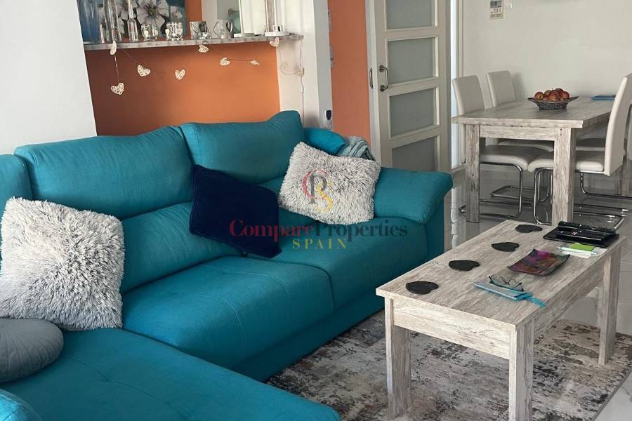 Sale - Apartment - Pego - Centro urbano