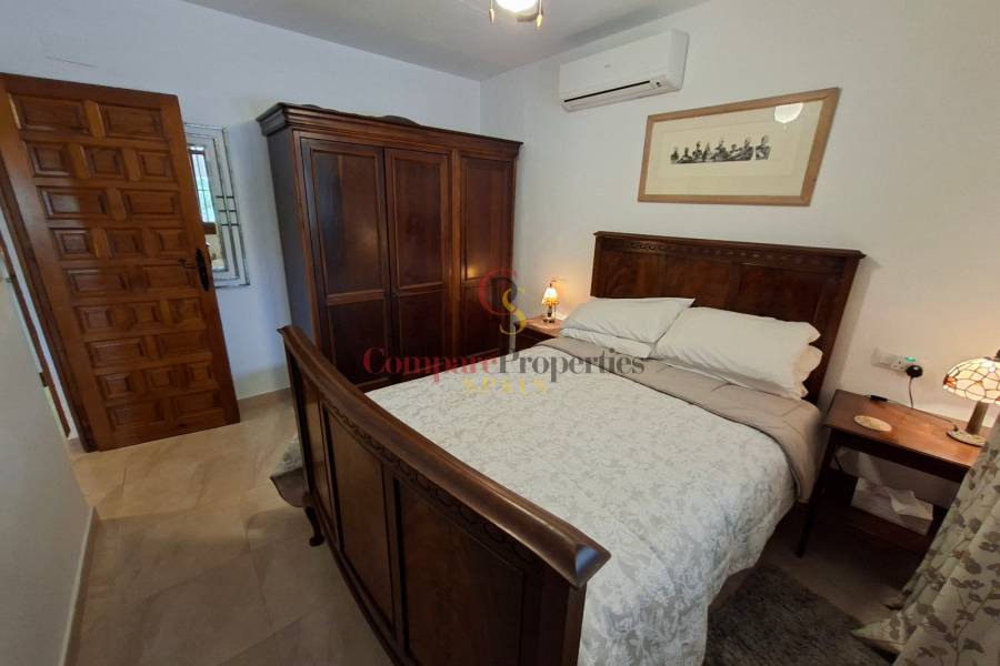 Sale - Villa - Orba Valley - Orbeta