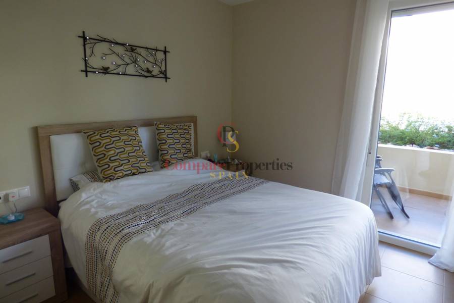 Sale - Apartment - Pego - Centro urbano