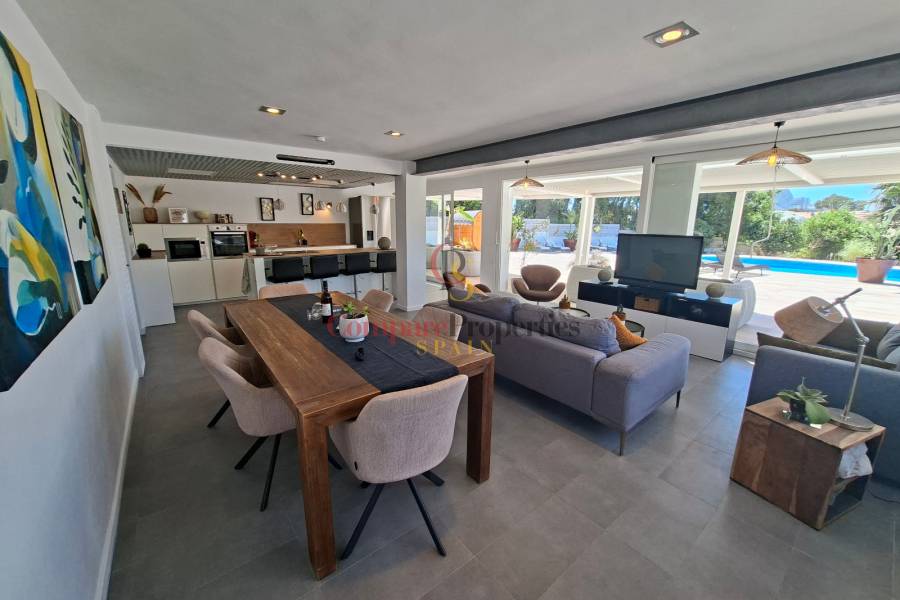 Sale - Villa - Calpe - Cometa